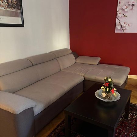 Judy And Sandor Apartmen Будапеща Екстериор снимка
